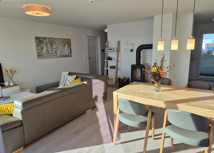 Sued-see-seite Semesterbostad